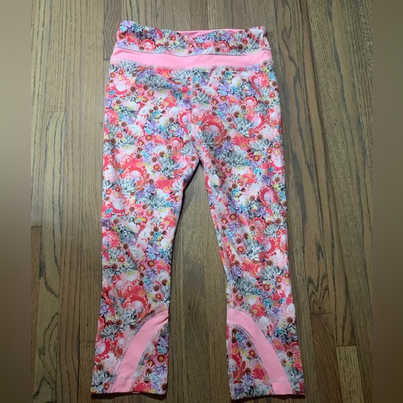 Lululemon Flowabunga leggings - Picture 1 of 4